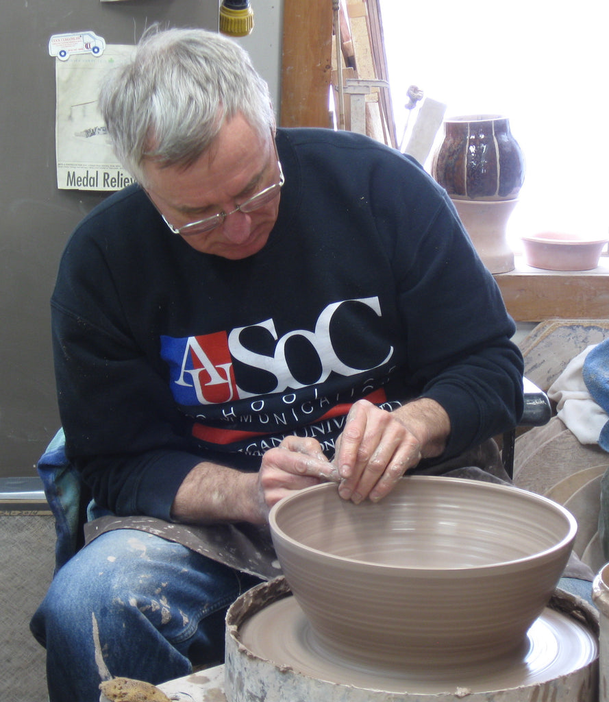 How to make a bowl on a pottery wheel, Everyday