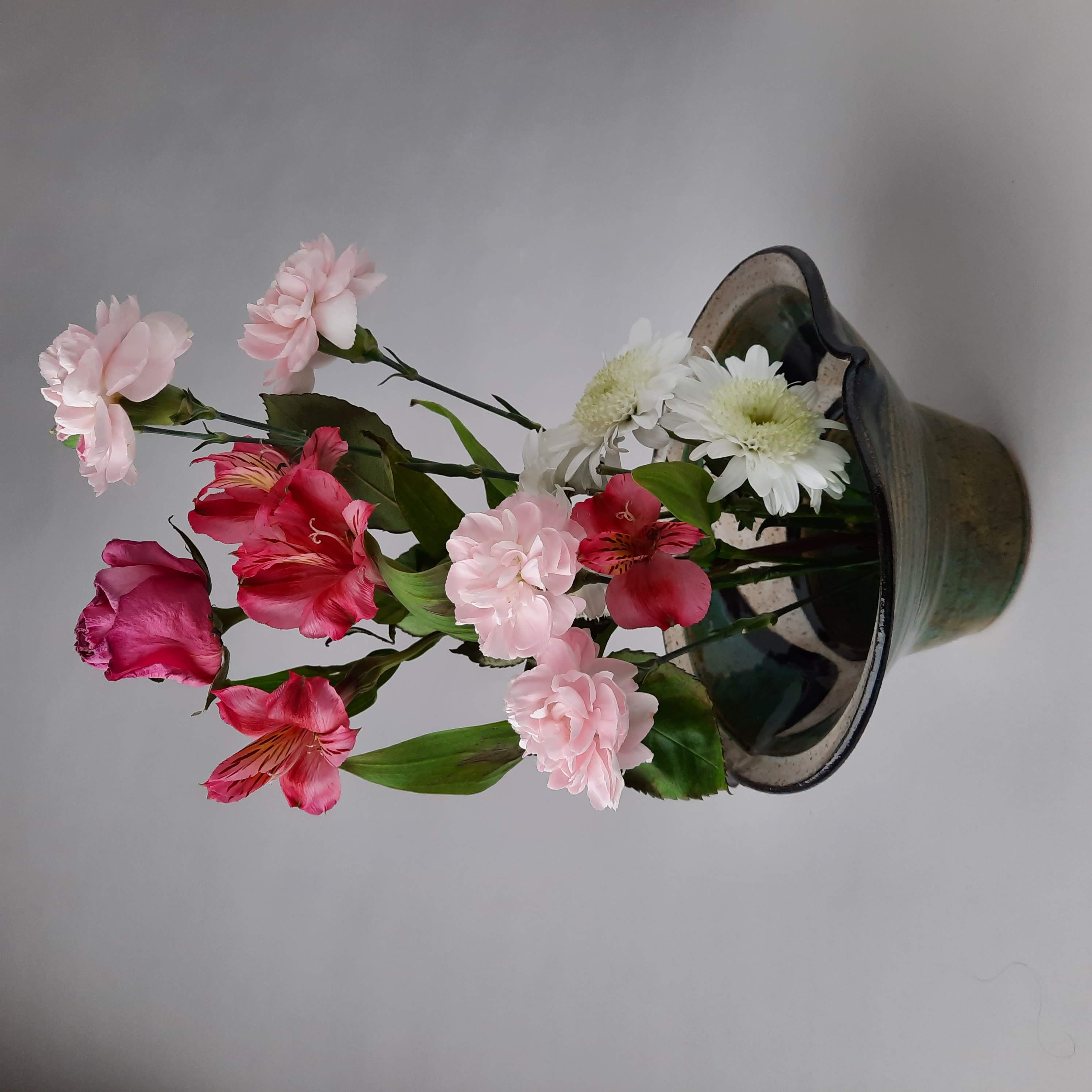 V135p Unique Design Ceramic Pink Flower Vase Home Decor Porcelain Ikebana  Vases for Wedding Centerpieces - China Home Decor and Ikebana Vases price